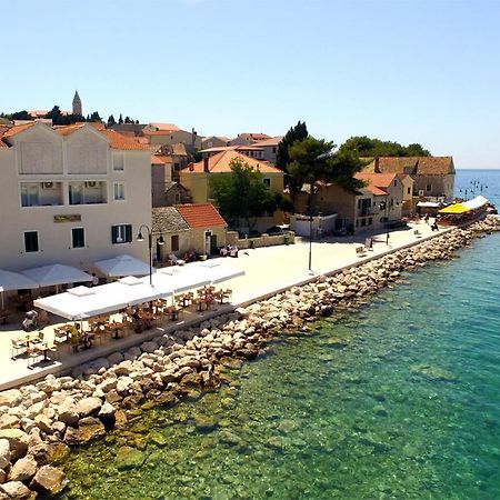 Guest House Adria 2 Primosten Bagian luar foto