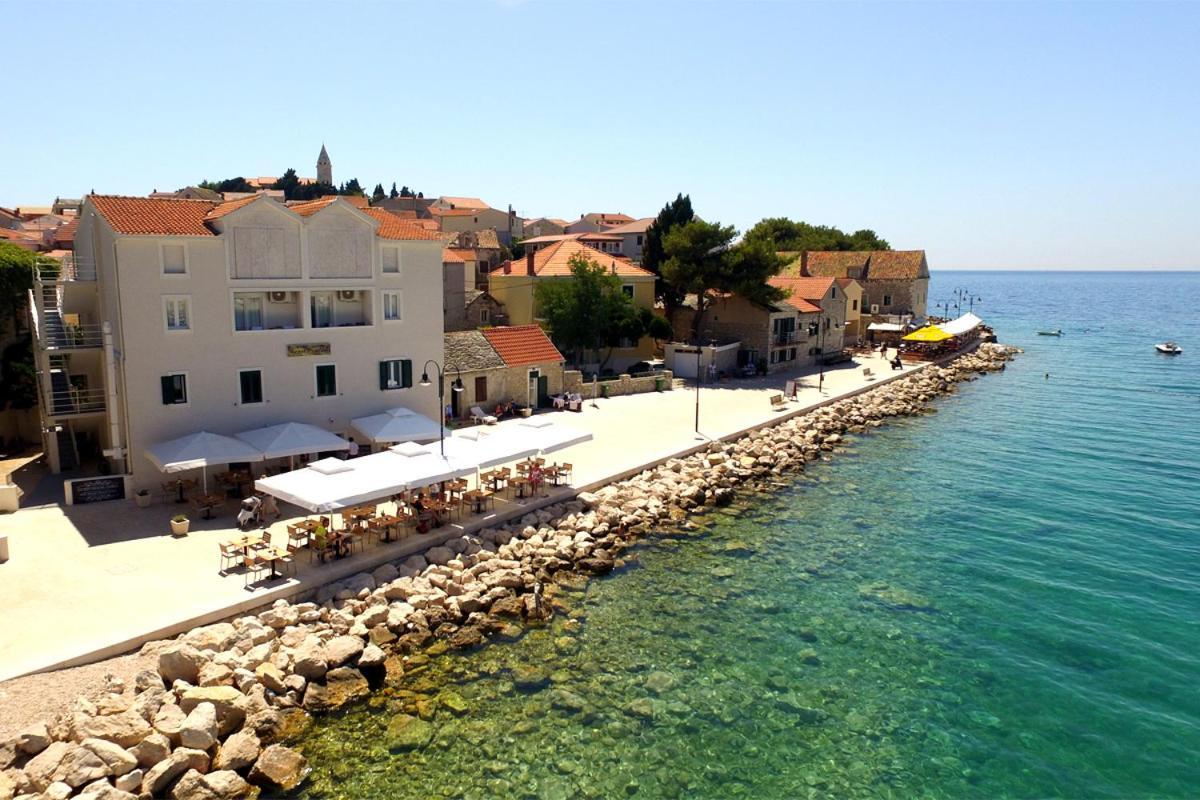Guest House Adria 2 Primosten Bagian luar foto